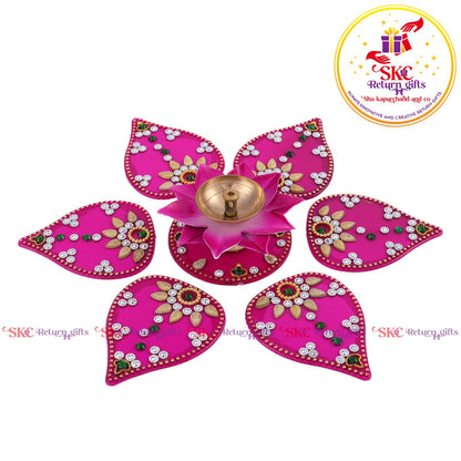 Acrylic Big Rangoli With 3 Inch Colour Diya