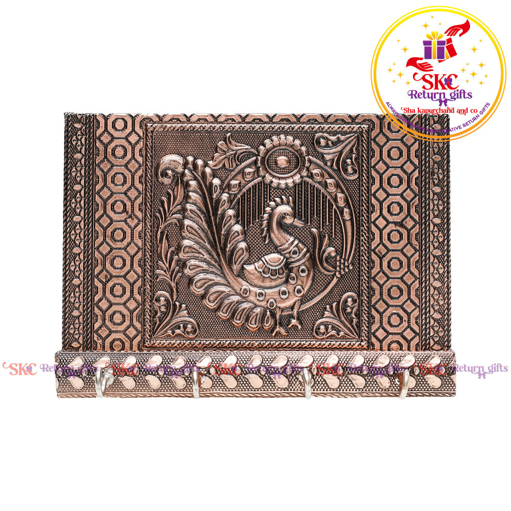 Oxerdise Embossed Peacock Key Stand 7x5