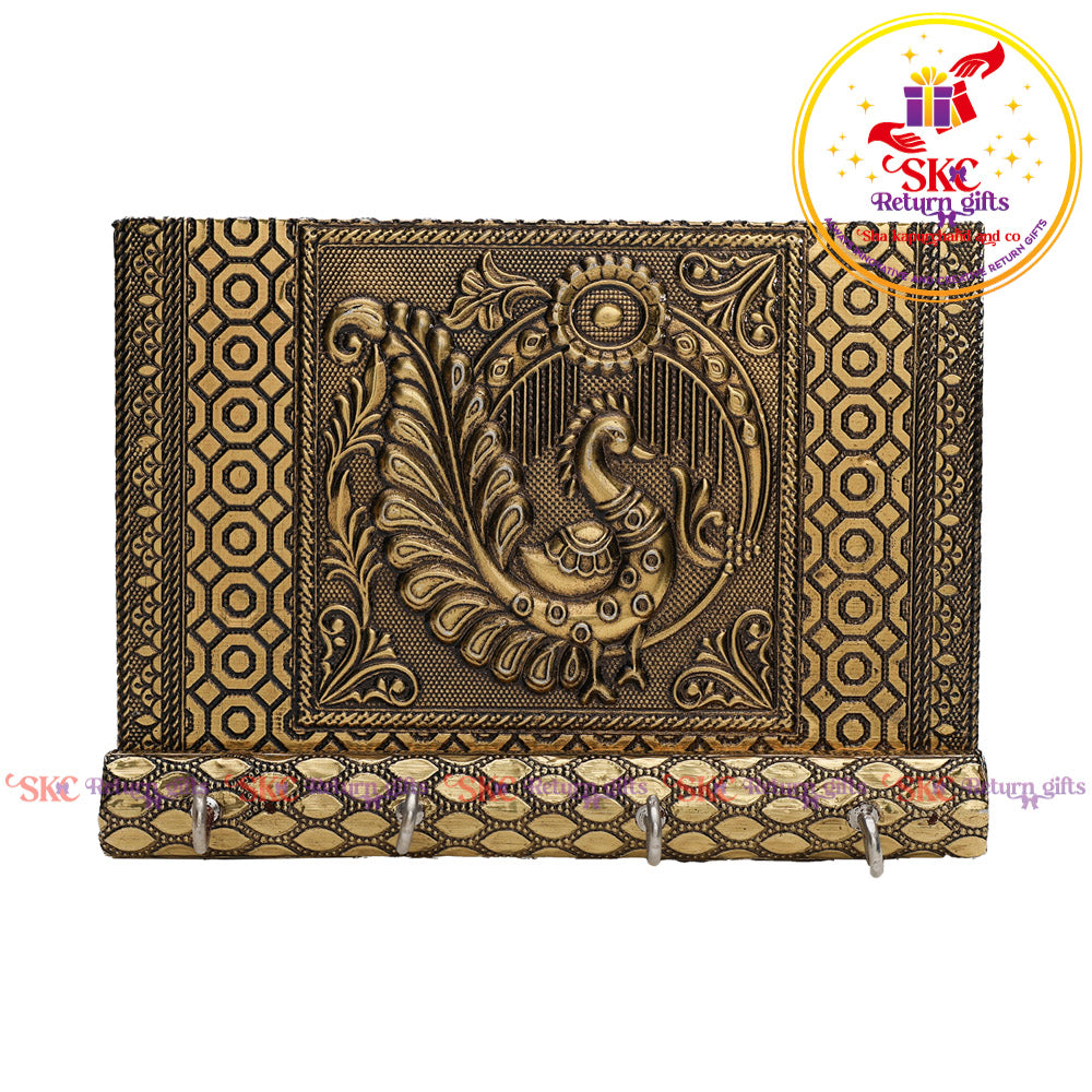 Oxerdise Embossed Peacock Key Stand 6x5