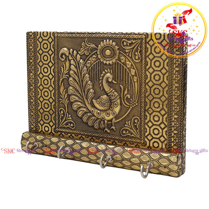 Oxerdise Embossed Peacock Key Stand 6x5