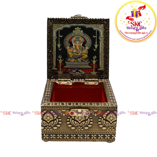 Digital Art Tanjore Pooja Box 4x4