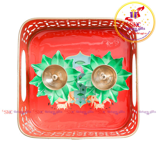8x8 pichwai tambulam gift set