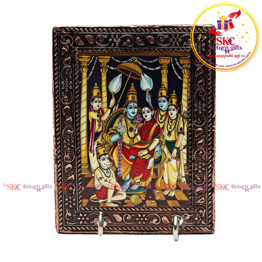 4.5/3.5 key stand tanjore art