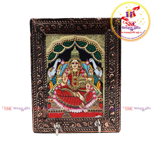 4.5/3.5 key stand tanjore art